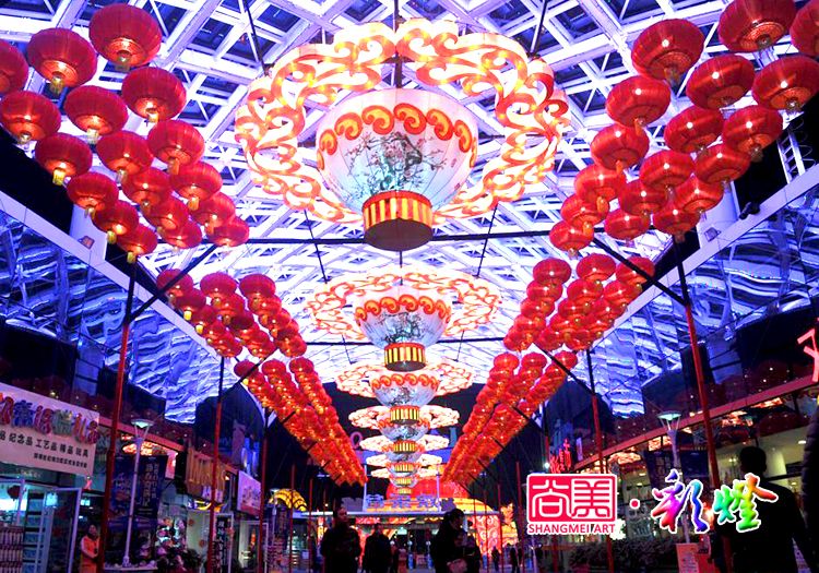 How can Zigong lanterns go out of the sea by borrowing lanterns?